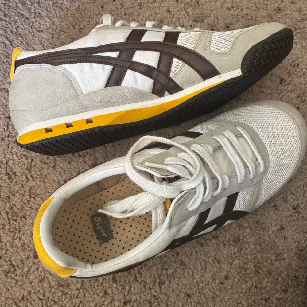 Onitsuka Tiger. Womens 9.5